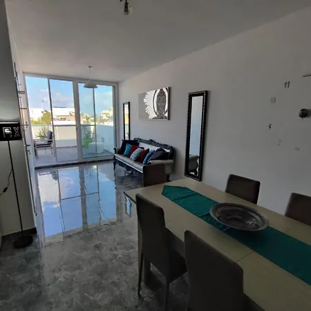 Calida Penthouse * ناسار