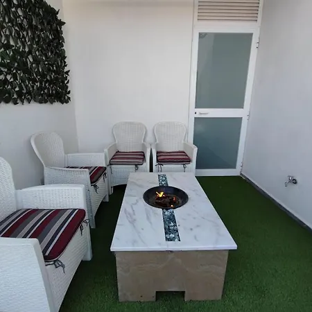 Calida Penthouse منزل للإقامة