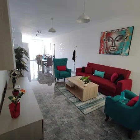 Calida Penthouse منزل للإقامة *