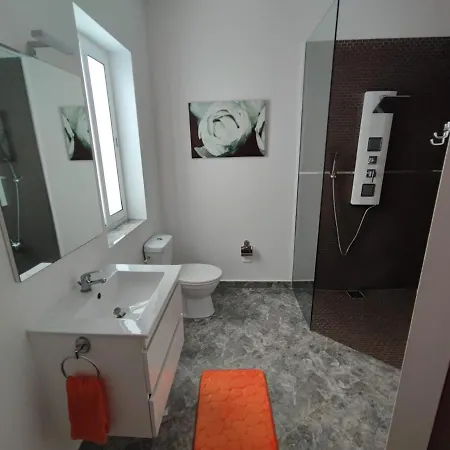 Calida Penthouse ناسار